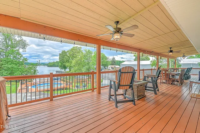 $899,000 | 476 Sportsman Dock Road, Piney Flats, TN 37686