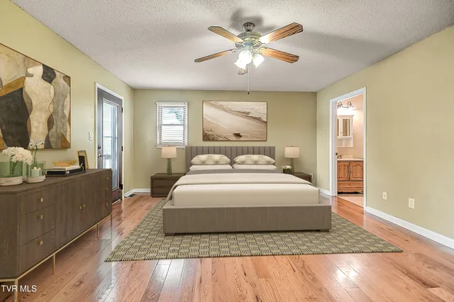 $899,000 | 476 Sportsman Dock Road, Piney Flats, TN 37686