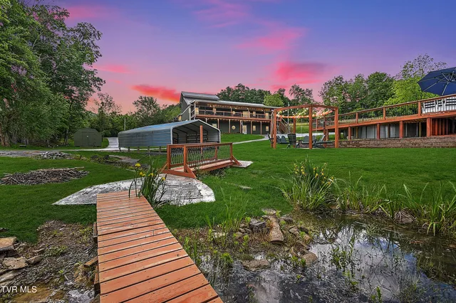$899,000 | 476 Sportsman Dock Road, Piney Flats, TN 37686