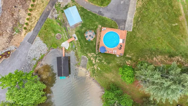 $899,000 | 476 Sportsman Dock Road, Piney Flats, TN 37686