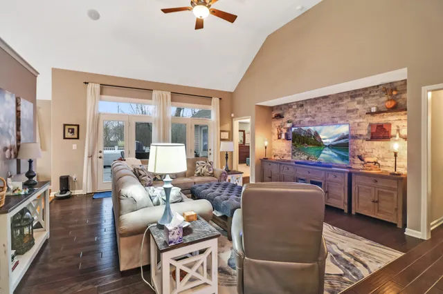 $695,000 | 33 Hemlock Court, Crossville, TN 38558