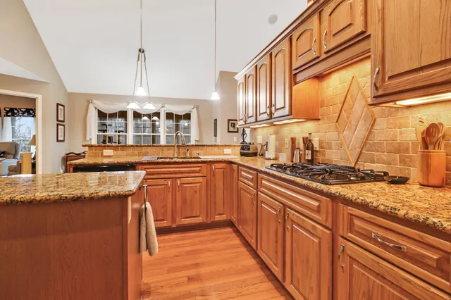 $695,000 | 33 Hemlock Court, Crossville, TN 38558