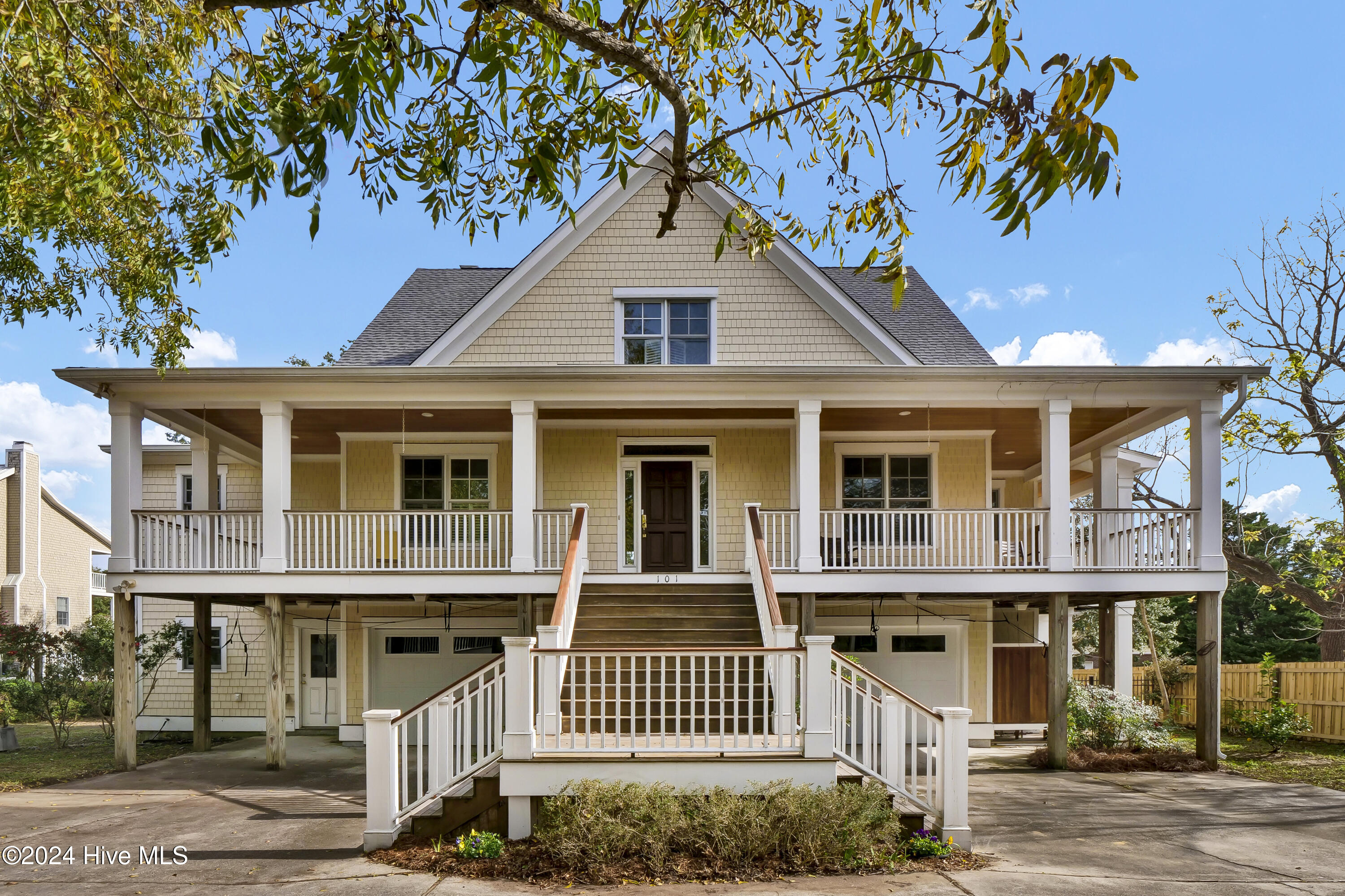 101 Pelican Point Road Wilmington, NC 28409 - Photo 1 of 88 001_pja13992_387
