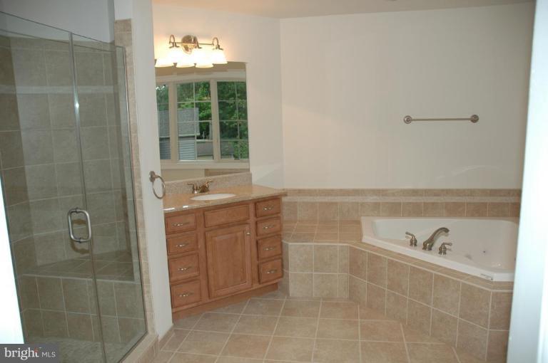 103 Chestnut Road Severna Park, MD 21146 - Photo 10 of 13 Master Bath