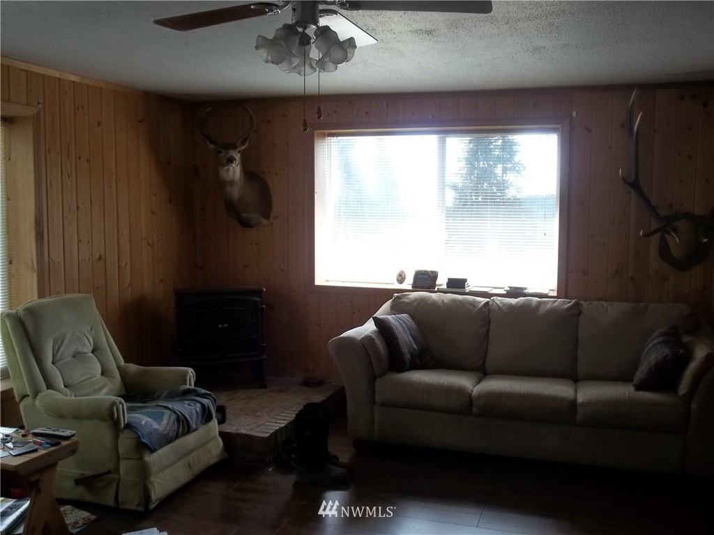 738 Brockway Road Chehalis, WA 98532 - Photo 3 of 15