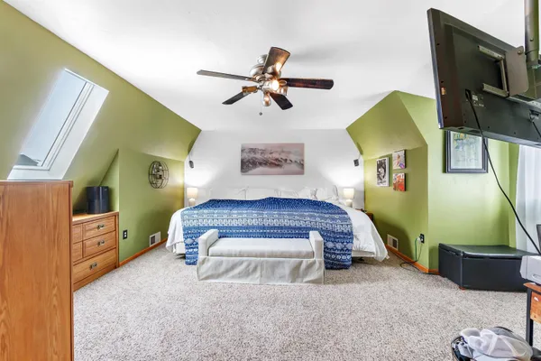 $1,000,000 | 513 North Duluth Avenue, Sturgeon Bay, WI 54235