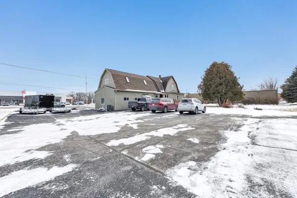 $1,000,000 | 513 North Duluth Avenue, Sturgeon Bay, WI 54235