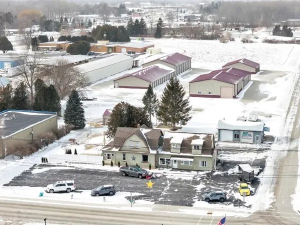 $1,000,000 | 513 North Duluth Avenue, Sturgeon Bay, WI 54235