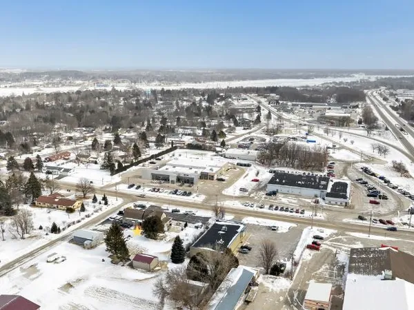 $1,000,000 | 513 North Duluth Avenue, Sturgeon Bay, WI 54235
