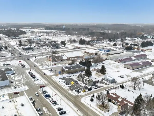$1,000,000 | 513 North Duluth Avenue, Sturgeon Bay, WI 54235