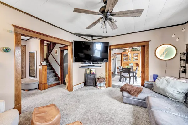 $1,000,000 | 513 North Duluth Avenue, Sturgeon Bay, WI 54235