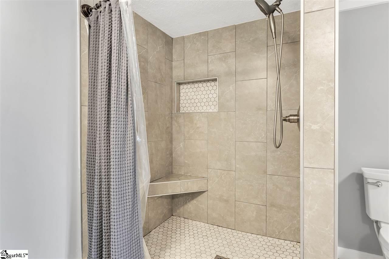 117 State Rd S-42-742 Wellford, SC 29385 - Photo 8 of 20 Gallery Image 8