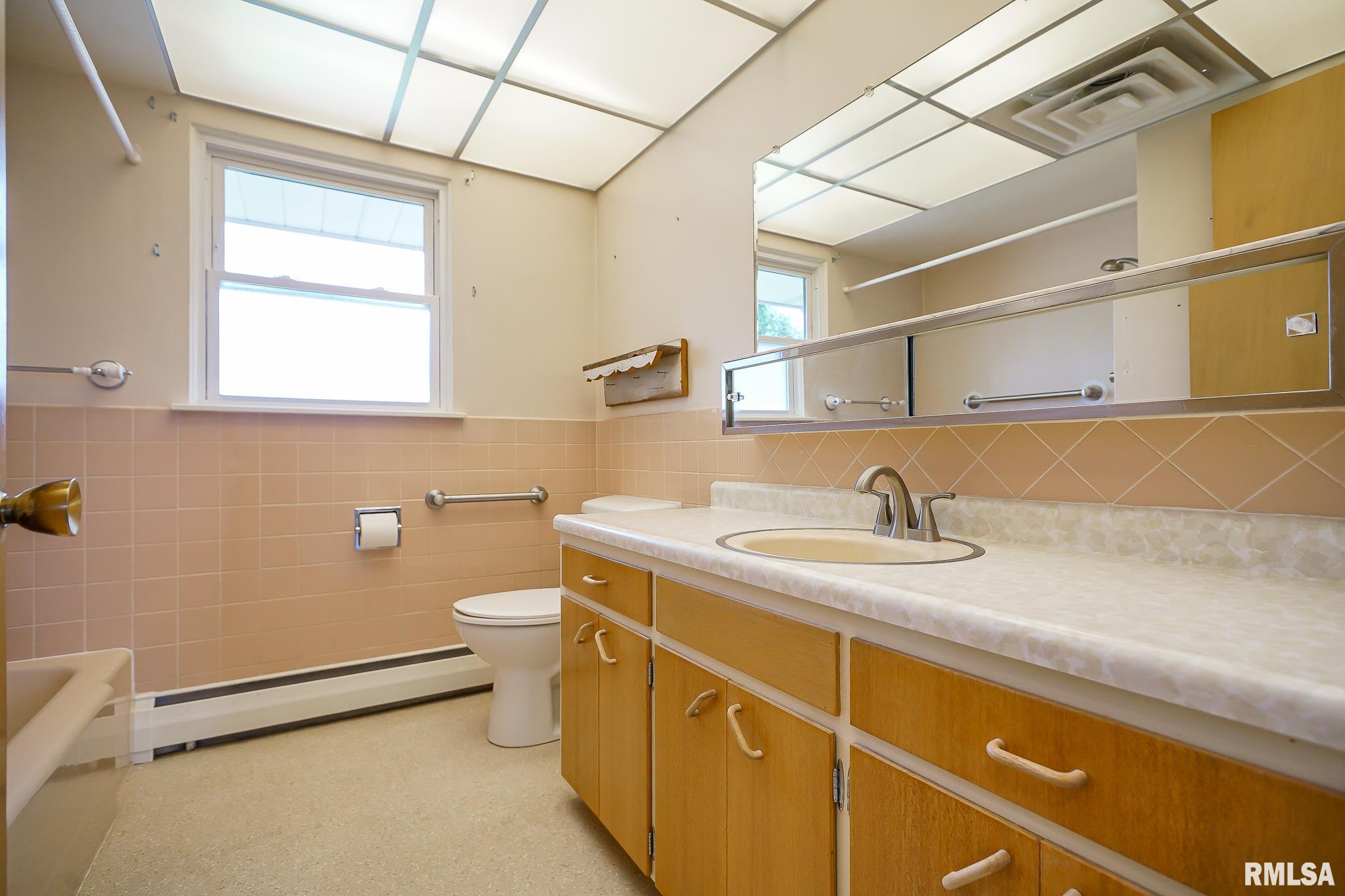 5814 West Fairview Road Peoria, IL 61607 - Photo 29 of 36 Gallery Image 29