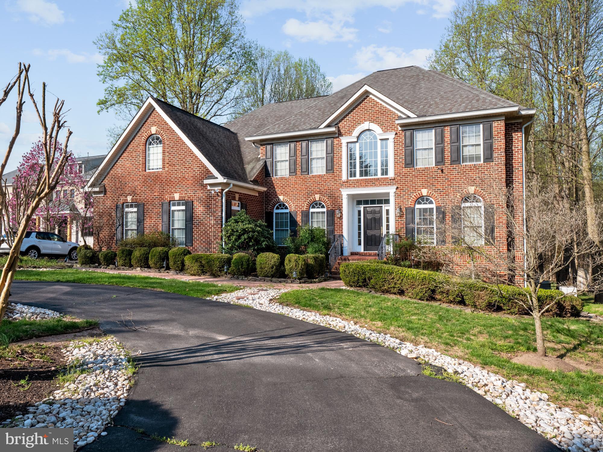 848 Seneca Road Great Falls, VA 22066 - Photo 1 of 52 Gallery Image 1