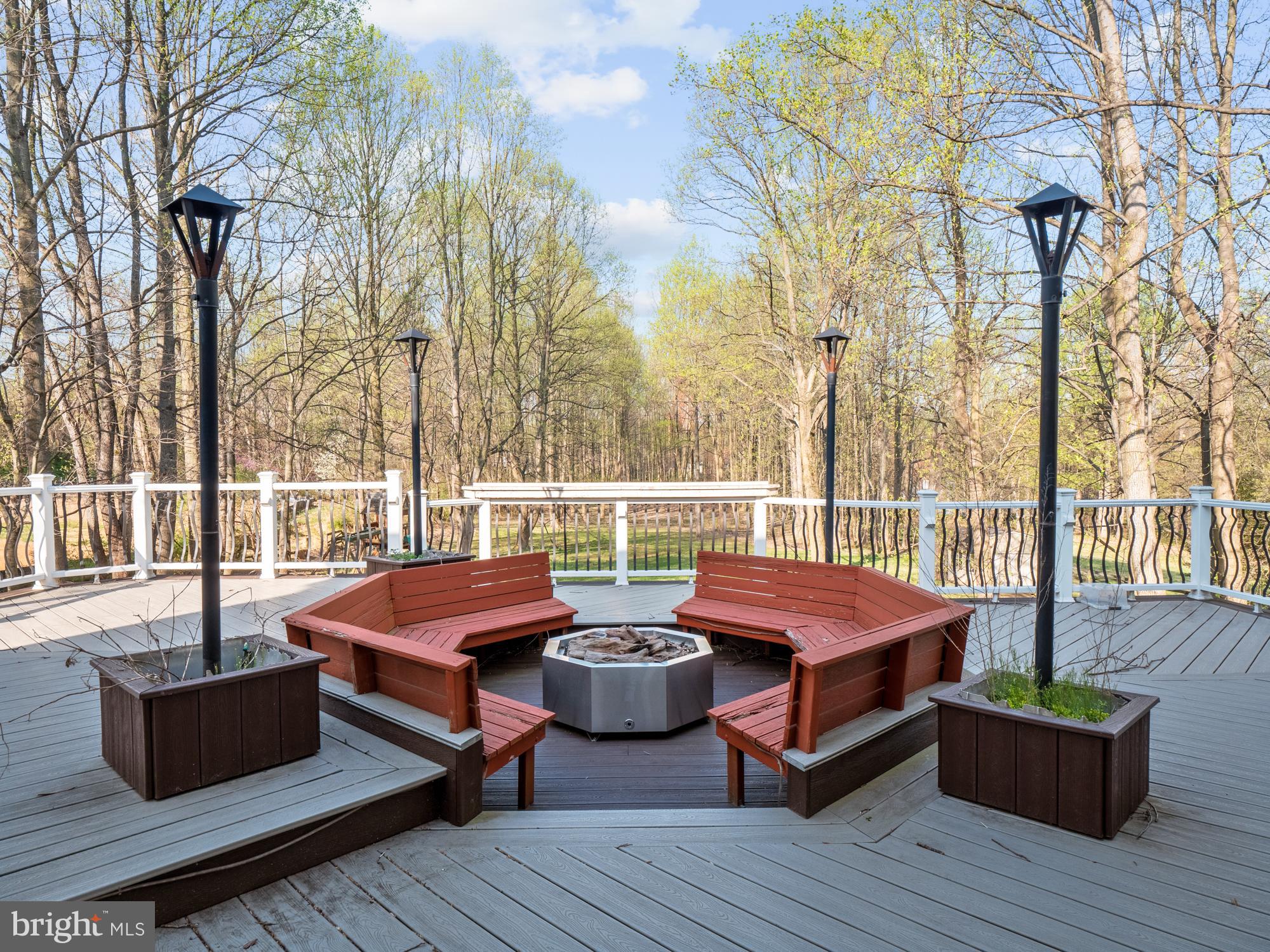 848 Seneca Road Great Falls, VA 22066 - Photo 48 of 52 Gallery Image 48