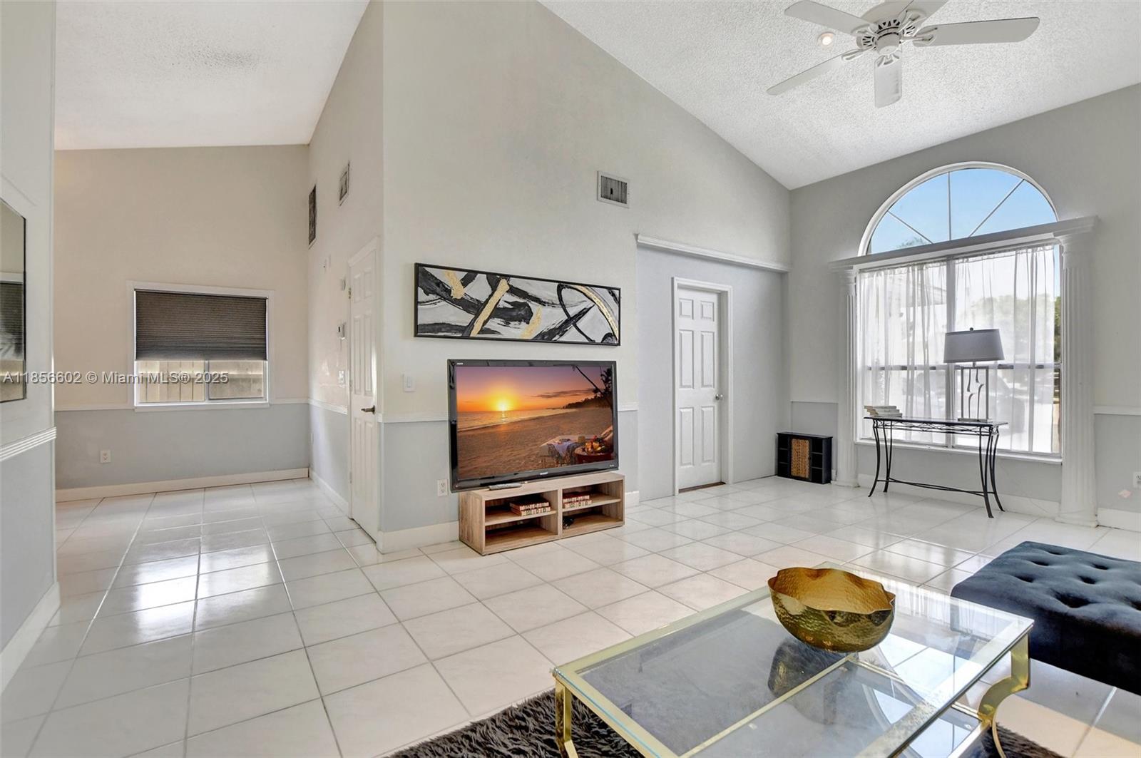 8176 Scenic Turn Boca Raton, FL 33433 - Photo 6 of 60