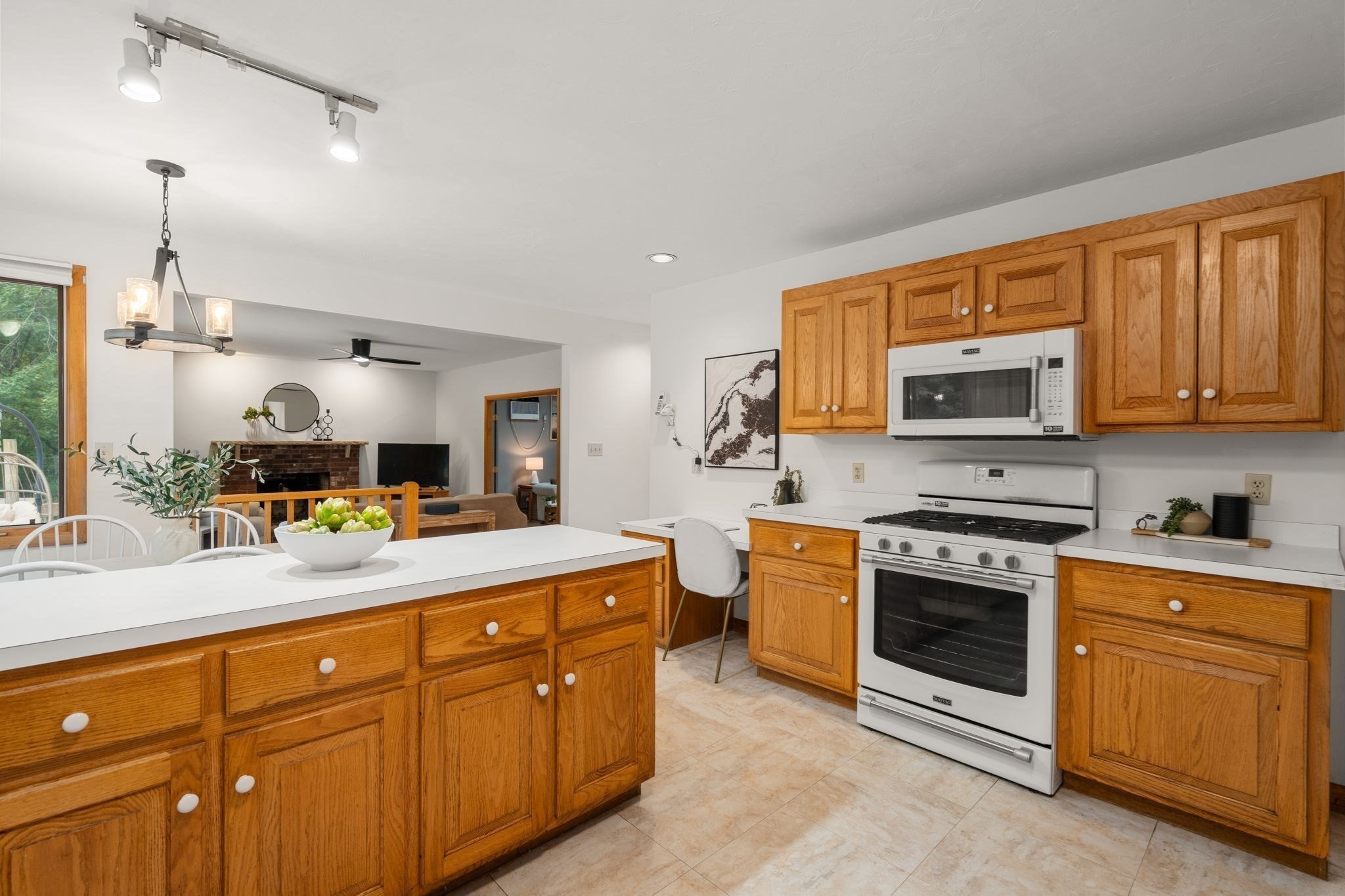 31 Raymond Way Ashland, MA 01721 - Photo 14 of 42 Gallery Image 14