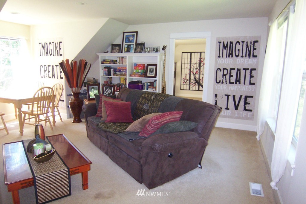 3337 Arvick Road Southeast Port Orchard, WA 98366 - Photo 17 of 23 Gallery Image 17