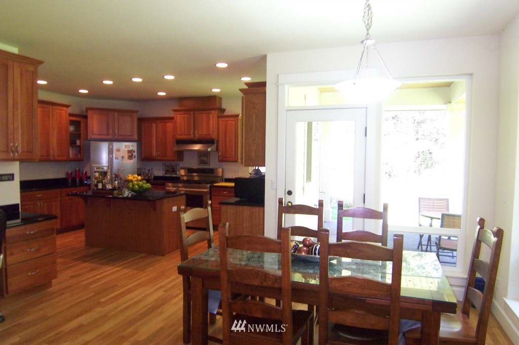 3337 Arvick Road Southeast Port Orchard, WA 98366 - Photo 8 of 23 Gallery Image 8