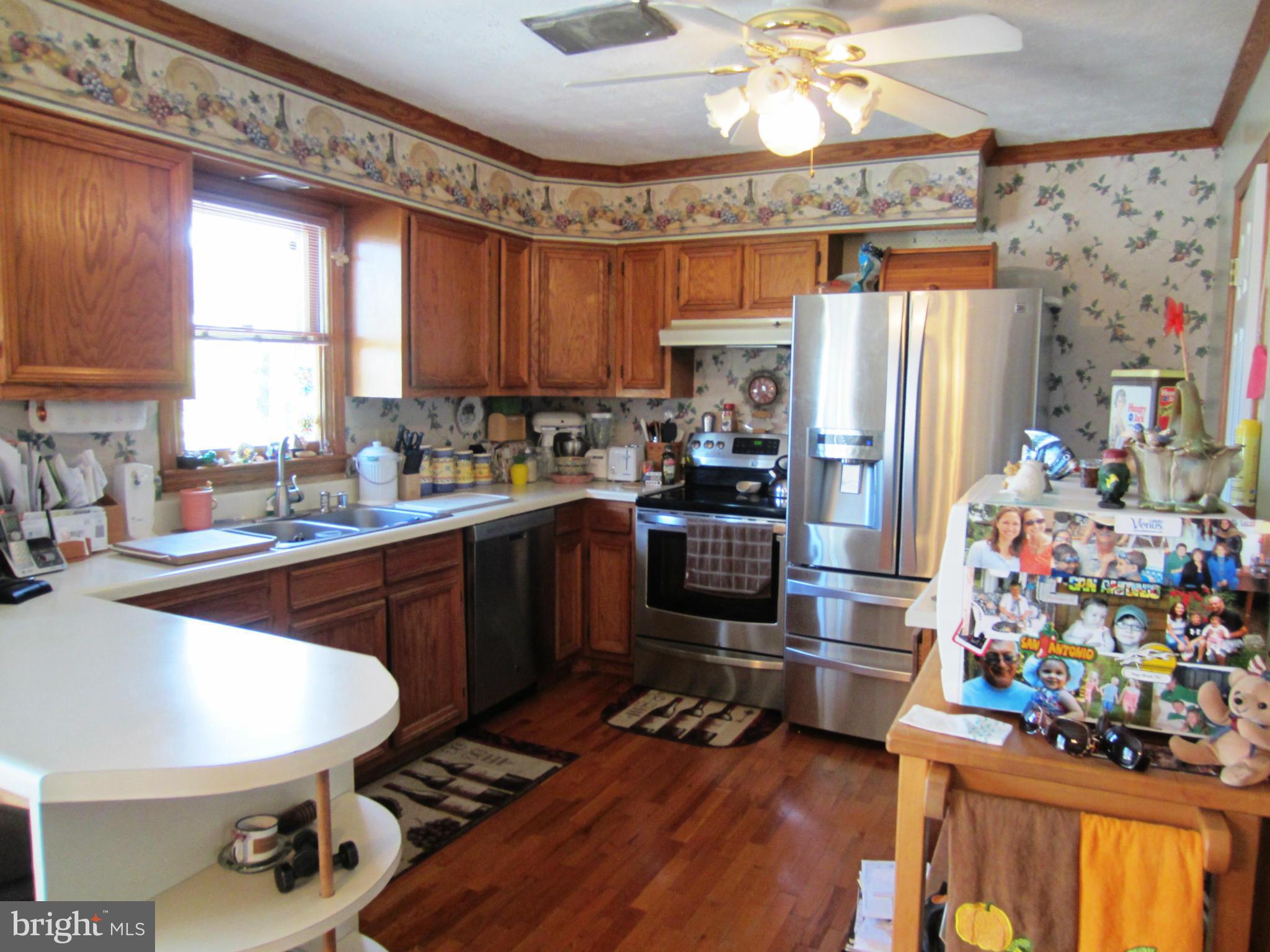 39159 Rodeffer Road Lovettsville, VA 20180 - Photo 9 of 30 Kitchen