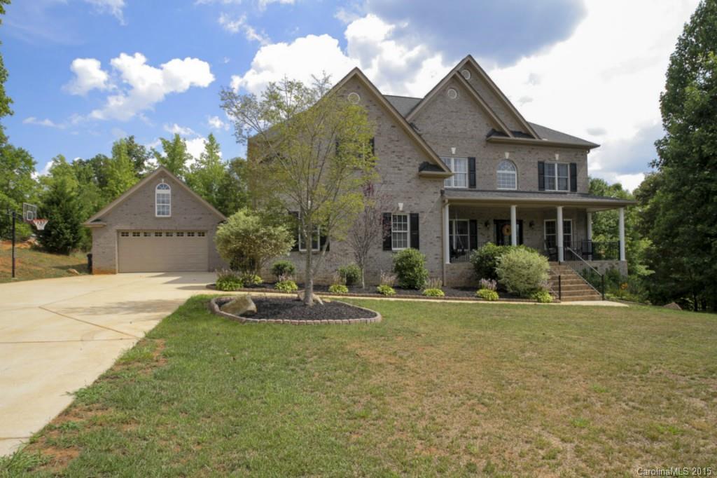 6698 Maple Spring Court Denver, NC 28037 - Photo 1 of 24 Gallery Image 1