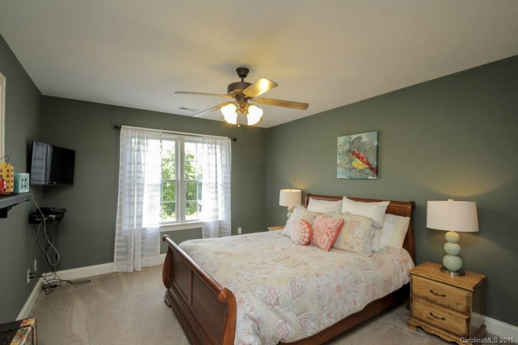 6698 Maple Spring Court Denver, NC 28037 - Photo 15 of 24 Gallery Image 15