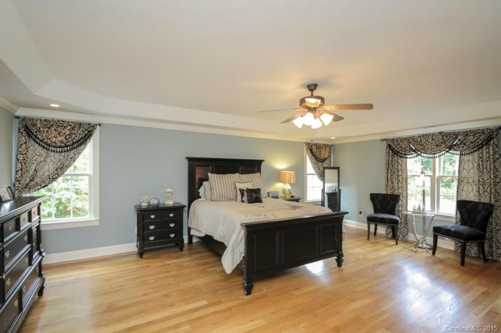 6698 Maple Spring Court Denver, NC 28037 - Photo 18 of 24 Gallery Image 18