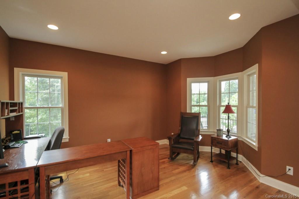 6698 Maple Spring Court Denver, NC 28037 - Photo 4 of 24 Gallery Image 4