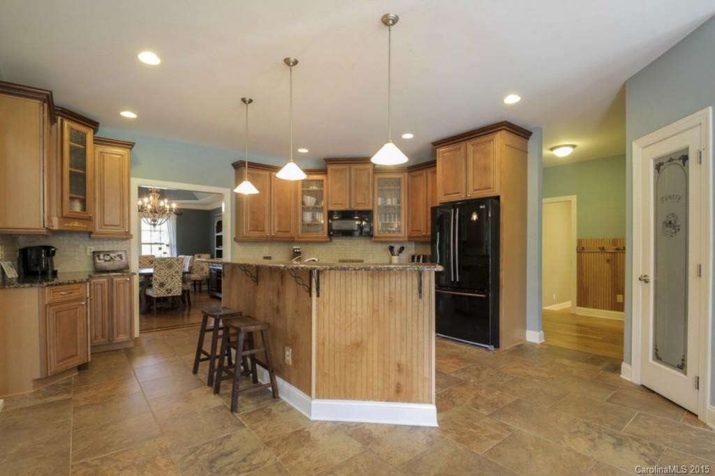 6698 Maple Spring Court Denver, NC 28037 - Photo 8 of 24 Gallery Image 8