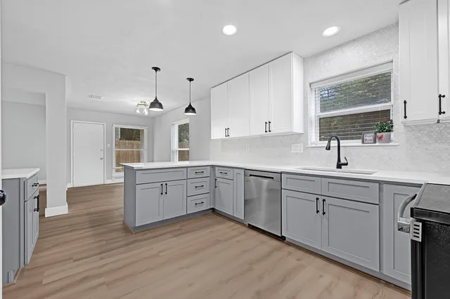 $2,200 | 21211 Slippery Creek Lane, Spring, TX 77388