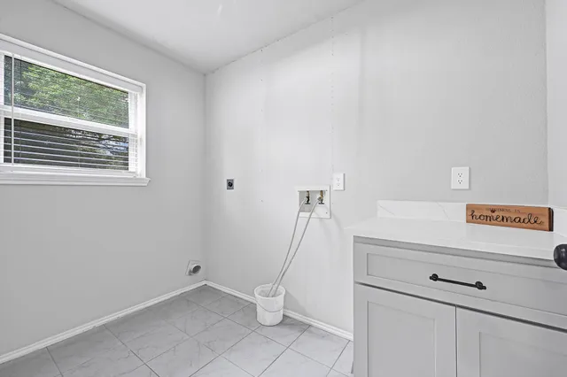 $2,200 | 21211 Slippery Creek Lane, Spring, TX 77388