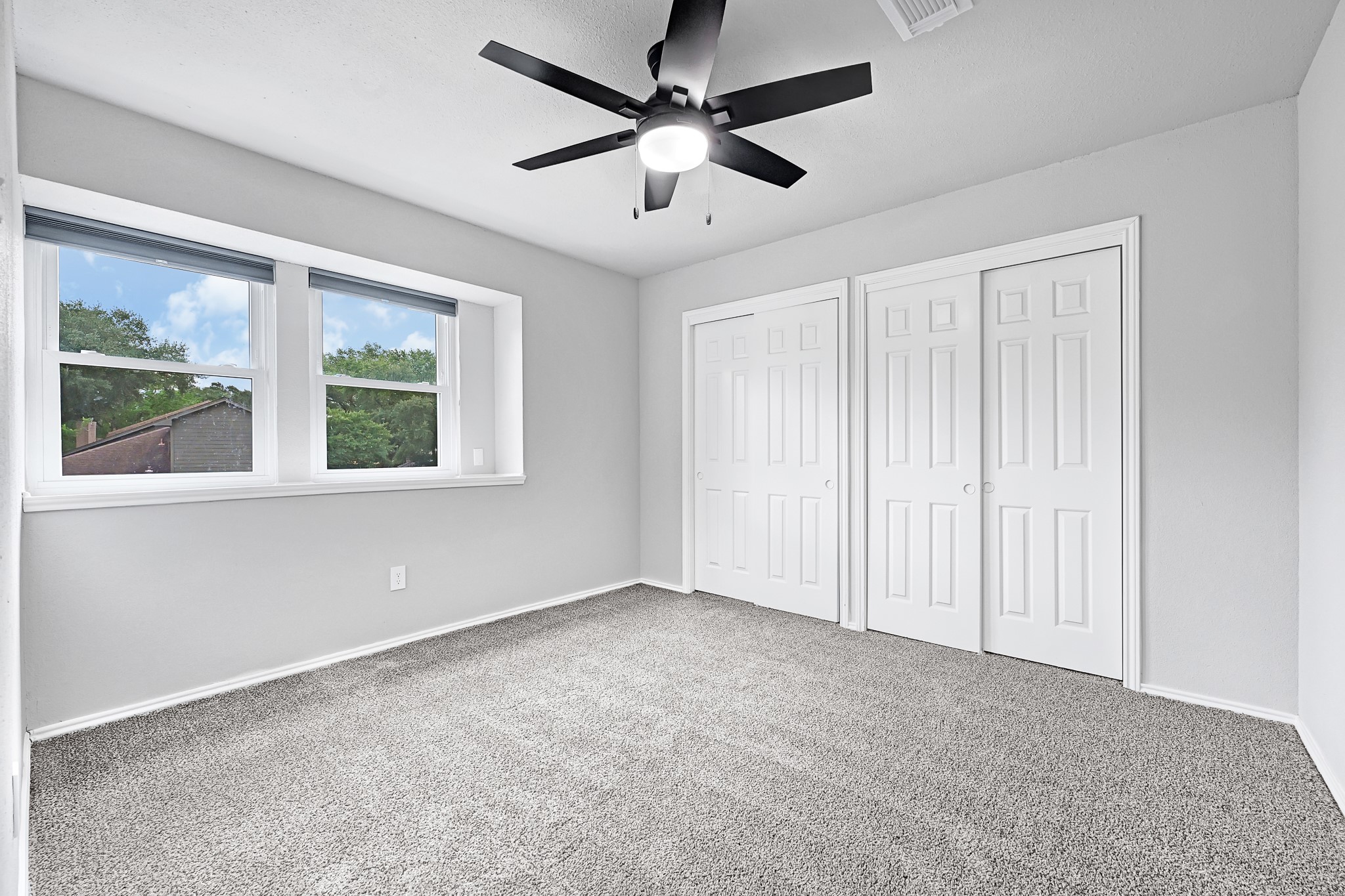 21211 Slippery Creek Lane Spring, TX 77388 - Photo 20 of 29 a view of an empty room with a window