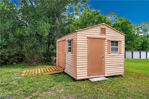 $295,000 | 6731 Eagle Tree Court, North Fort Myers, FL 33917