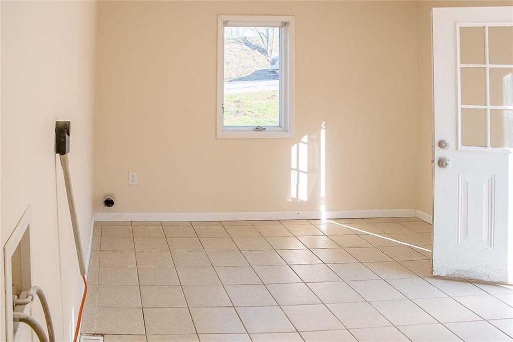 1378 Robbins Station Road Irwin, PA 15642 - Photo 36 of 46