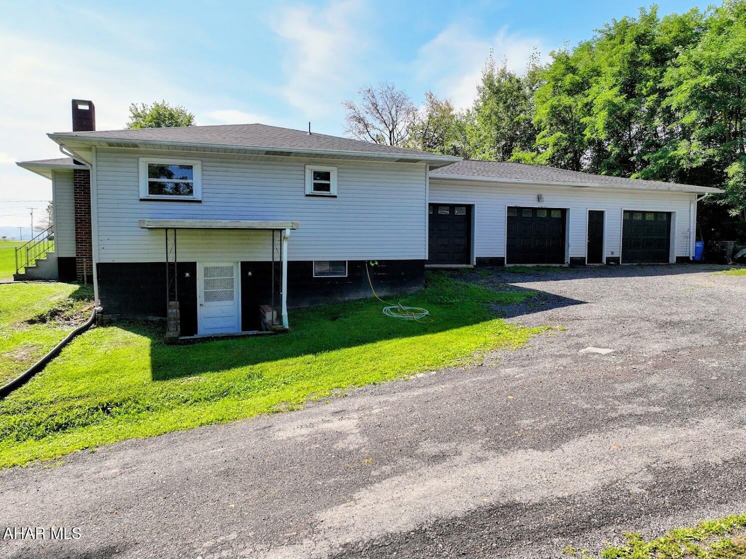 905 Buena Road Schellsburg, PA 15559 - Photo 5 of 45 Gallery Image 5
