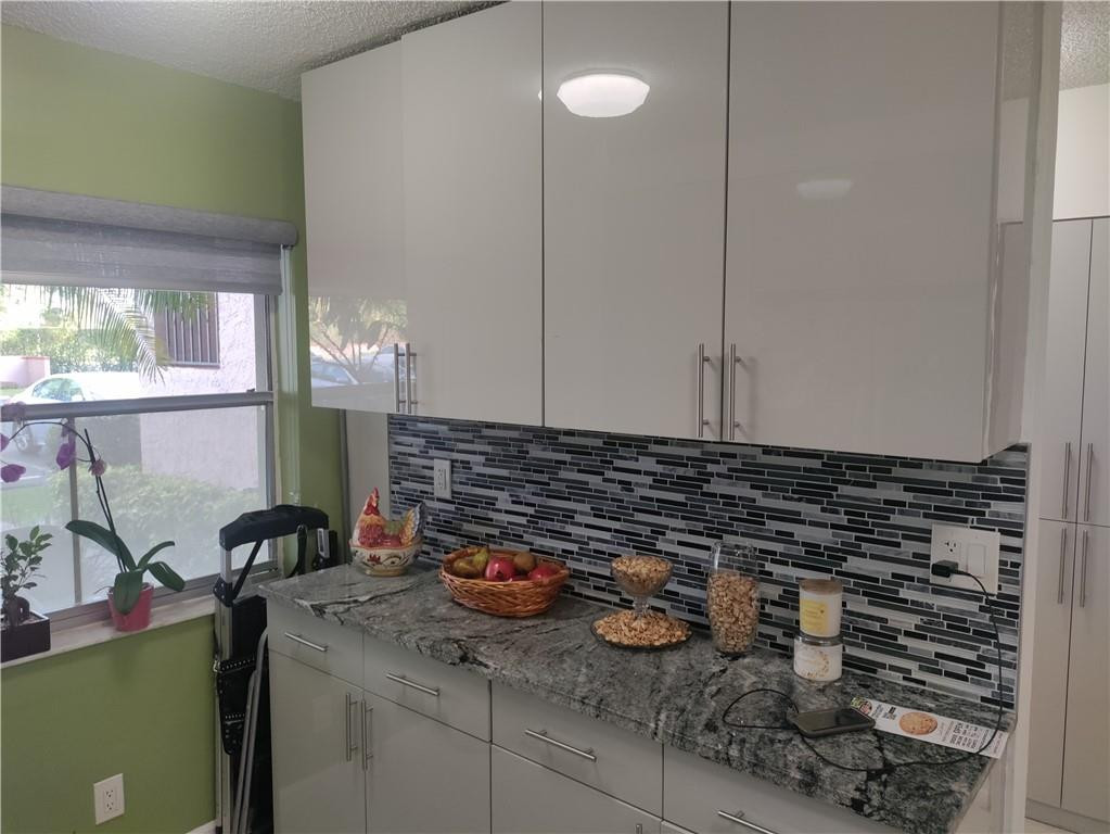 357 North Rock Island Road, Unit 101 Margate, FL 33063 - Photo 8 of 32 Photo 8