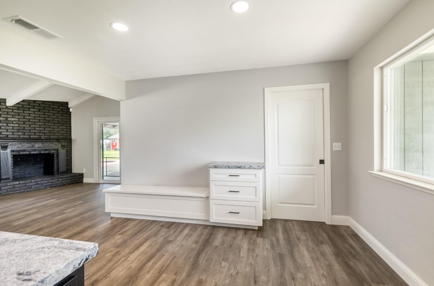 41111 Ave 11 Madera, CA 93636 - Photo 13 of 38