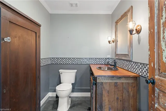 $985,900 | 1462 Overby Road, Walnut Cove, NC 27052