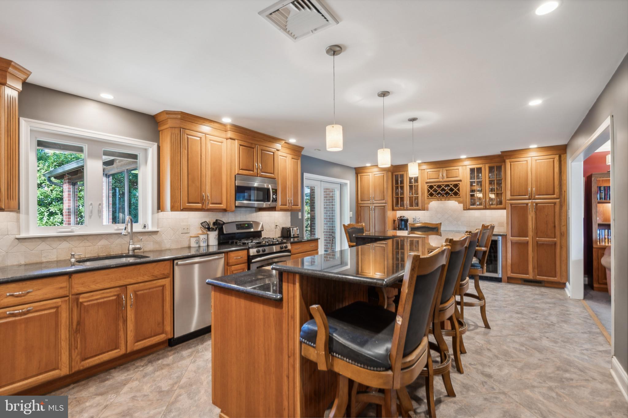 222 Wells Lane Springfield, PA 19064 - Photo 15 of 30
