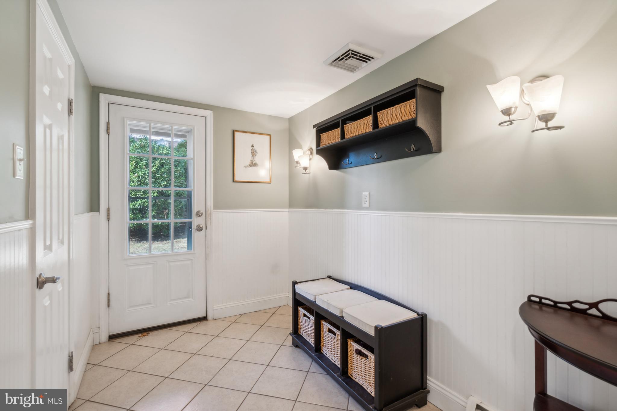 222 Wells Lane Springfield, PA 19064 - Photo 19 of 30