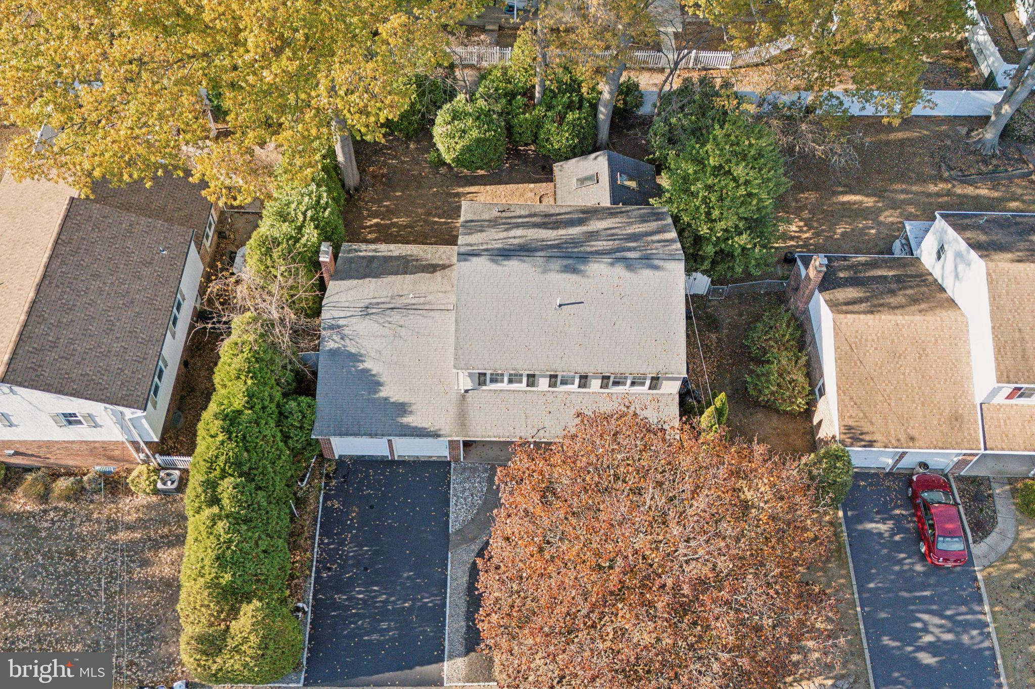222 Wells Lane Springfield, PA 19064 - Photo 8 of 30