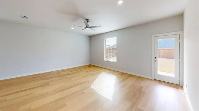 $2,649 | 682 Briar Drive, Lavon, TX 75166