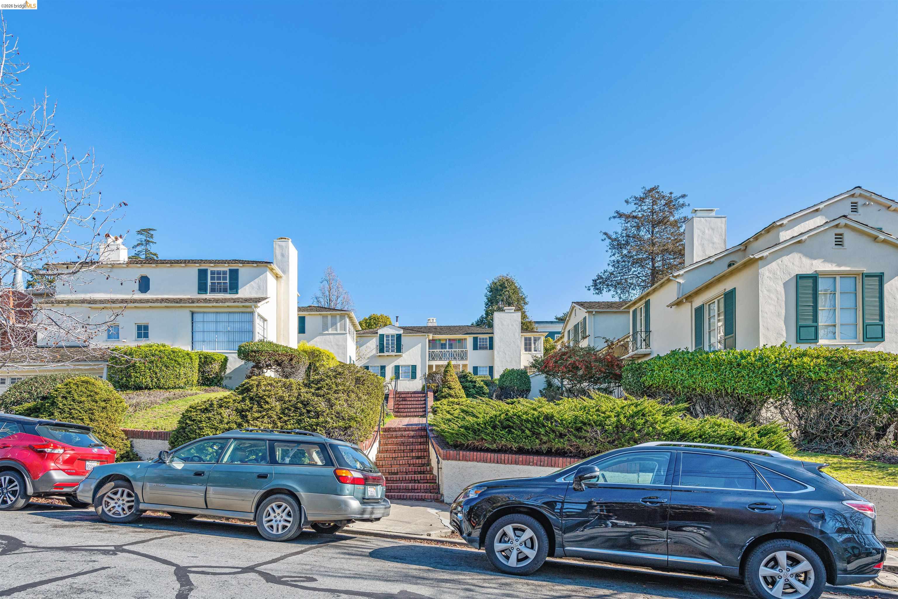 1739 Spruce Street Berkeley, CA 94709 - Photo 8 of 50