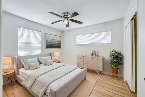 $1,900 | 1905 South Cooper Street, Arlington, TX 76010