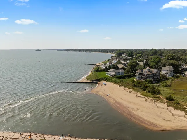 $1,695,000 | 35 Hotchkiss Lane, Madison, CT 06443