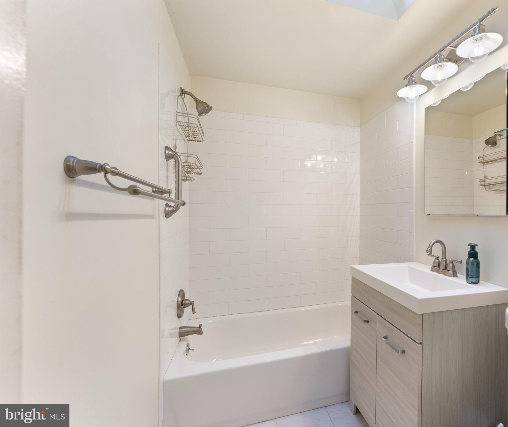 213 Overlook Road Philadelphia, PA 19128 - Photo 17 of 25 Gallery Image 17