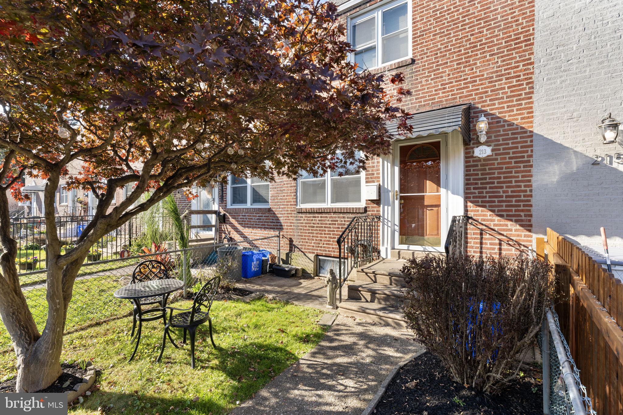 213 Overlook Road Philadelphia, PA 19128 - Photo 2 of 25 Gallery Image 2
