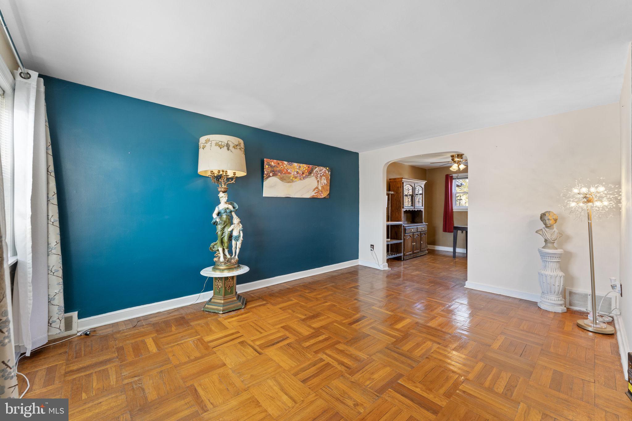 213 Overlook Road Philadelphia, PA 19128 - Photo 7 of 25 Gallery Image 7