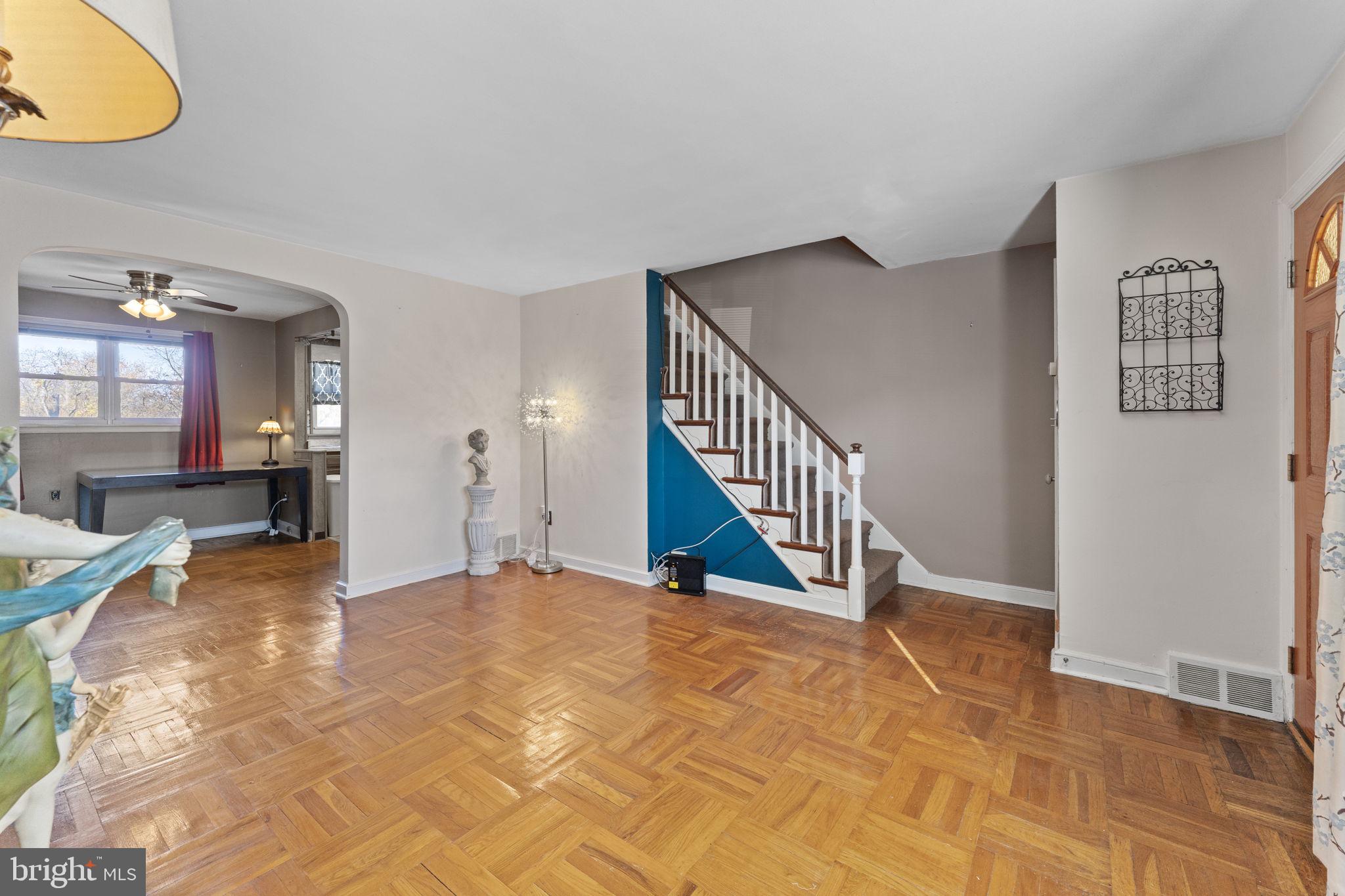 213 Overlook Road Philadelphia, PA 19128 - Photo 8 of 25 Gallery Image 8