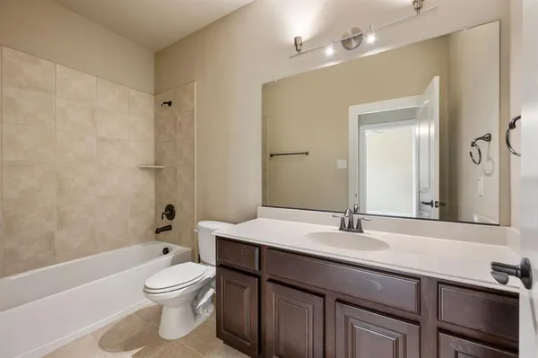 $3,850 | 2109 Camden, McKinney, TX 75070